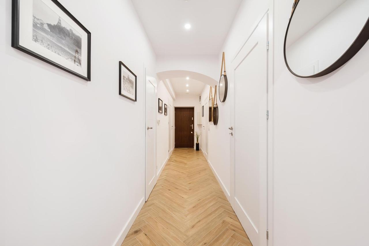 Luxury Spa Apartment Old Town Krakow Luaran gambar