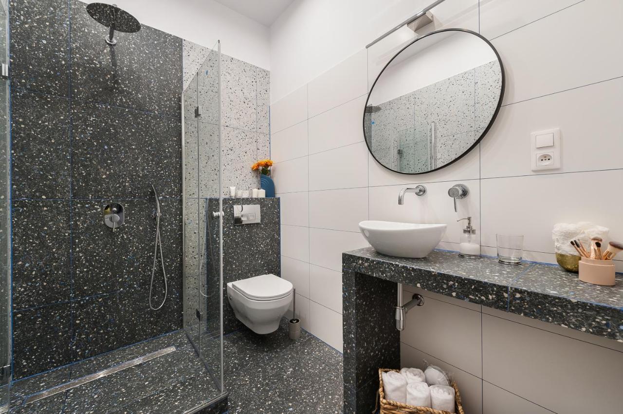 Luxury Spa Apartment Old Town Krakow Luaran gambar